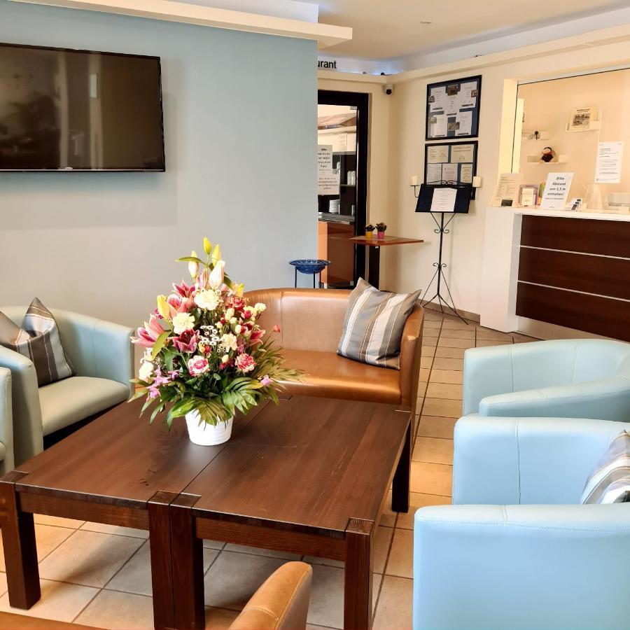 Komforthotel Grossbeeren - Stadt-Gut-Hotel Extérieur photo