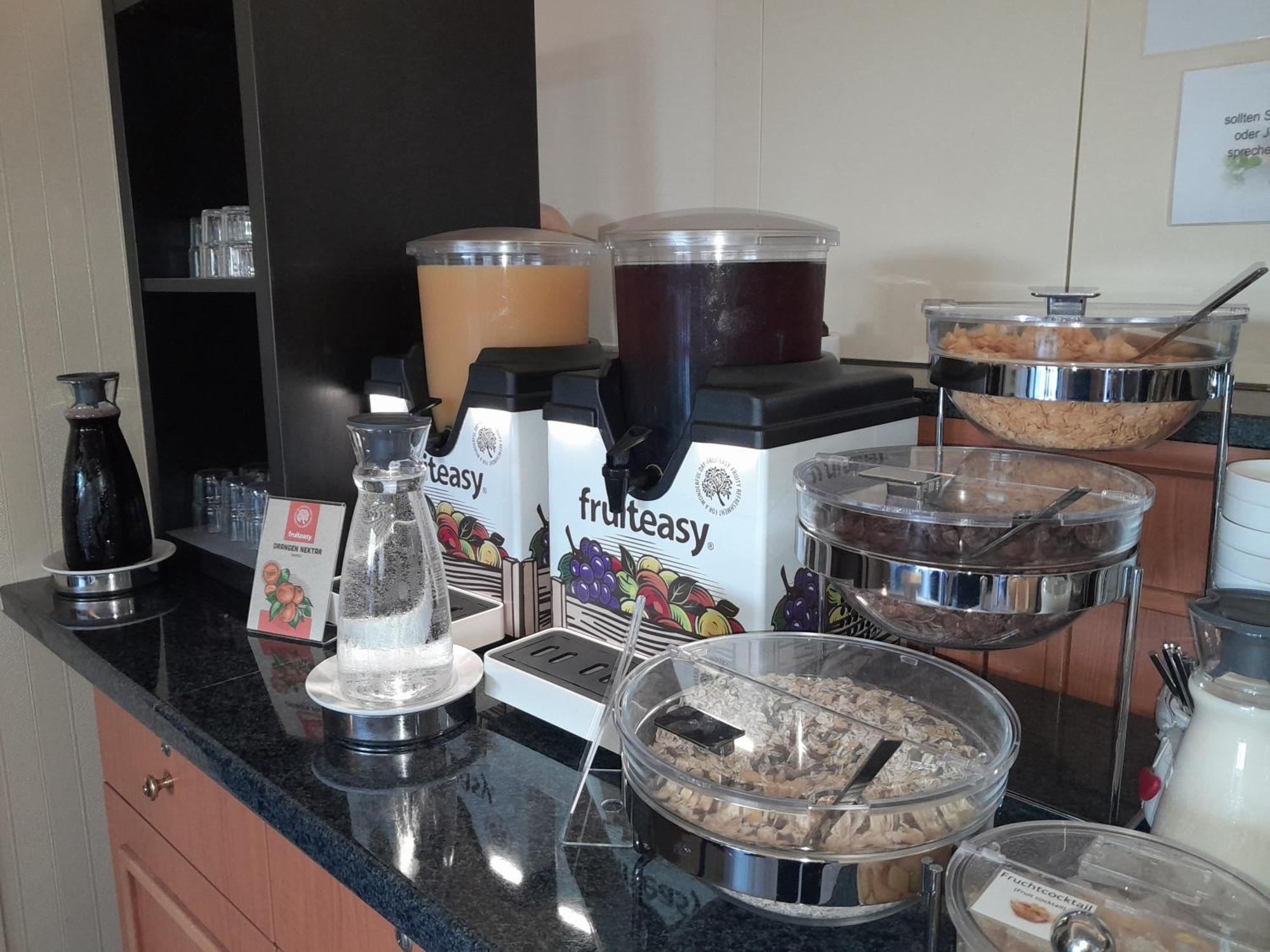 Komforthotel Grossbeeren - Stadt-Gut-Hotel Extérieur photo