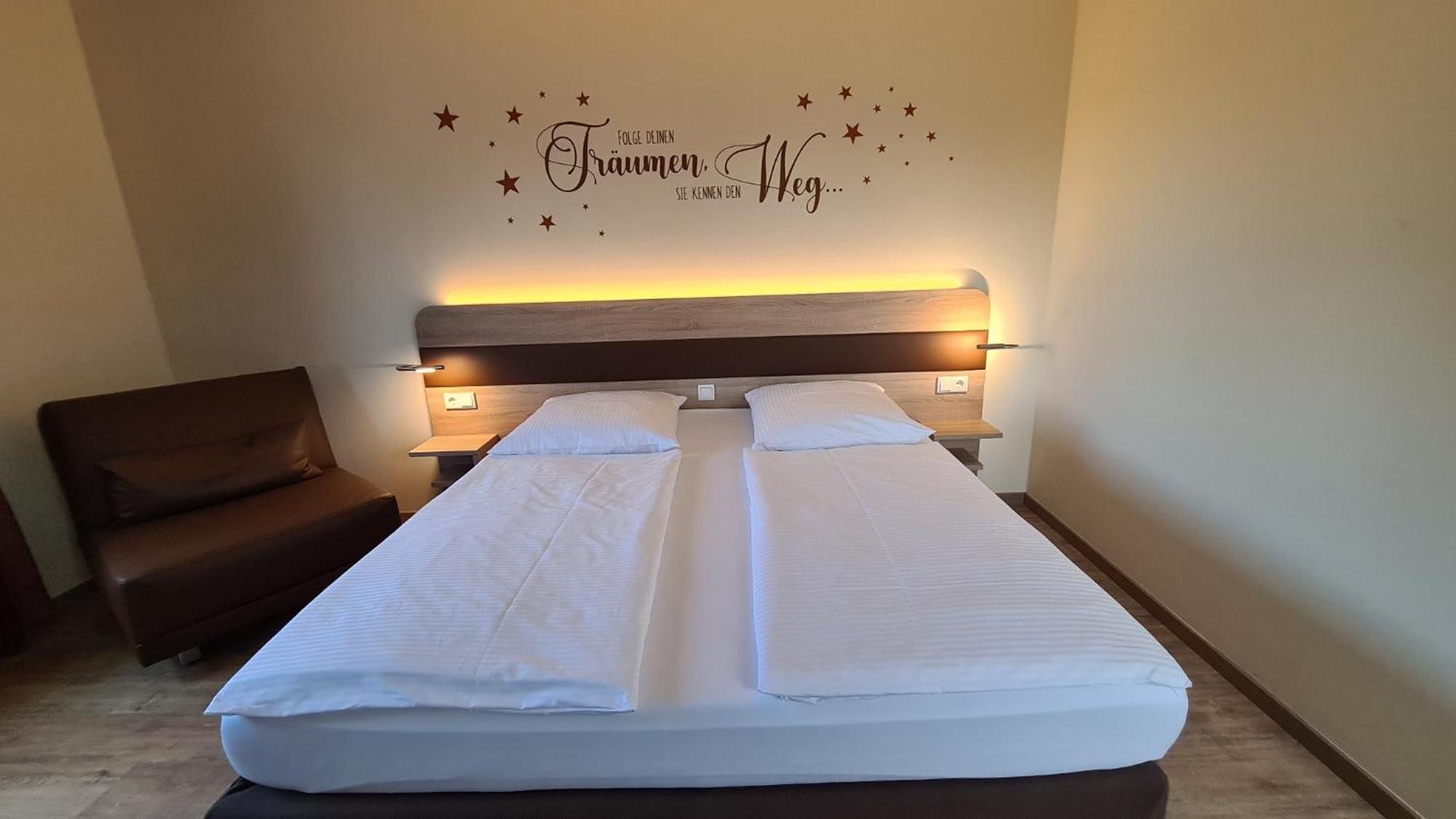 Komforthotel Grossbeeren - Stadt-Gut-Hotel Extérieur photo